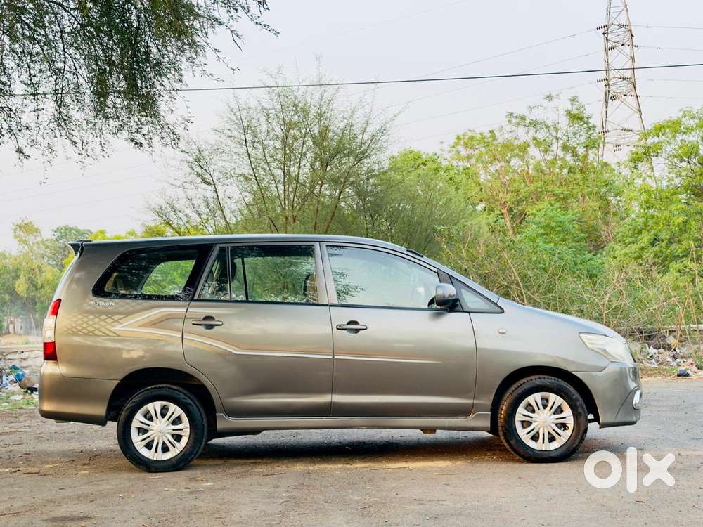 Toyota Innova [2013-2016] 2.5 G4 7 Str, 2012, Diesel
