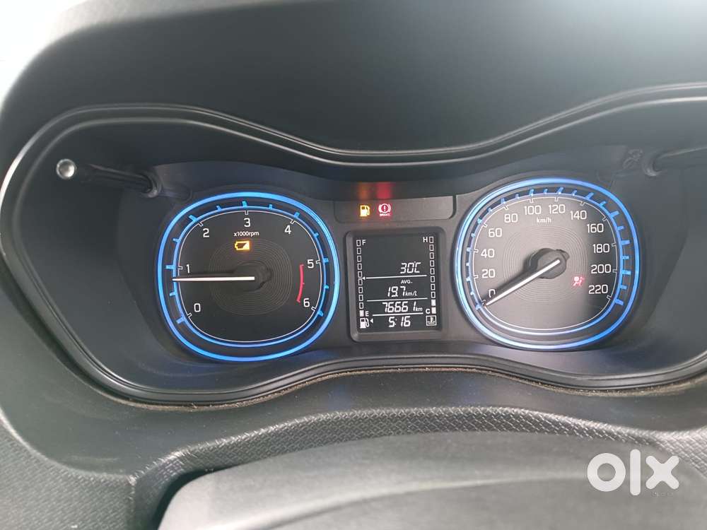 Maruti Suzuki Vitara Brezza Zdi+ Dual Tone Mt, 2016, Diesel