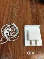 Apple 20W Type C Adapter and Lightning Headphone Original