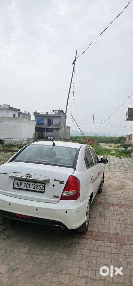 Hyundai Verna Sx Crdi (diesel) - Excellent Condition