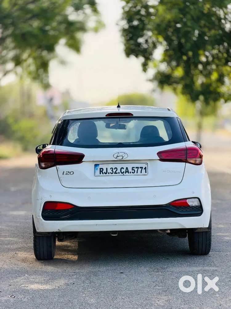 Hyundai I20 Megna Petrol