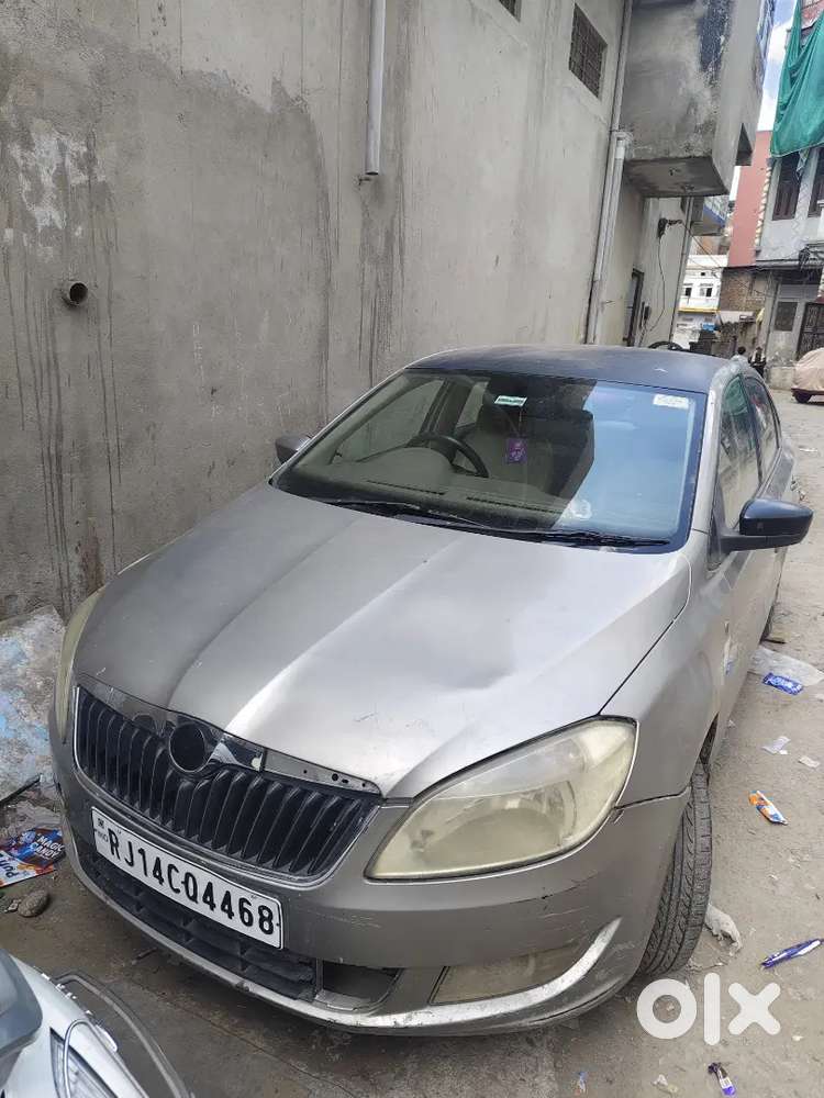 Skoda Rapid 2012