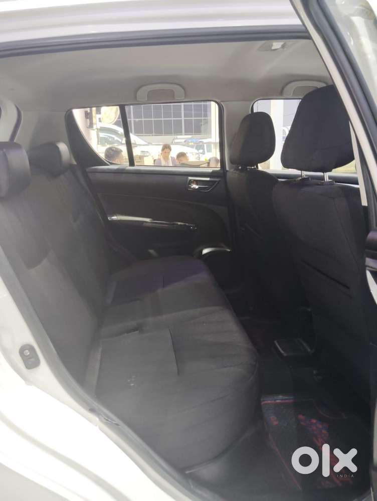 Maruti Suzuki Swift Vxi 1.2 Abs Bs-iv, 2012