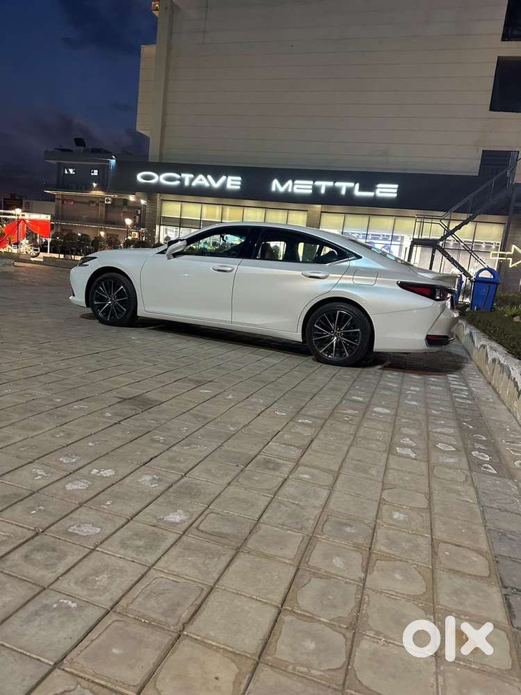 The Most Silent Hybrid Machine With Best Mileage For Business Owners