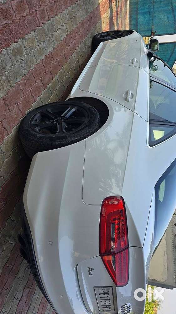 Audi A4 2.0 Tdi Premium With Sunroof, 2015, Diesel