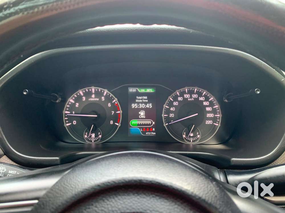 Maruti Suzuki Brezza 1.5 Zxi Cng, 2024, Cng & Hybrids