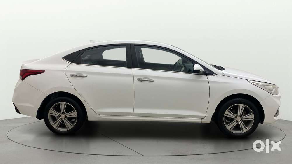 Hyundai Verna 1.6 Vtvt Sx, 2019, Petrol