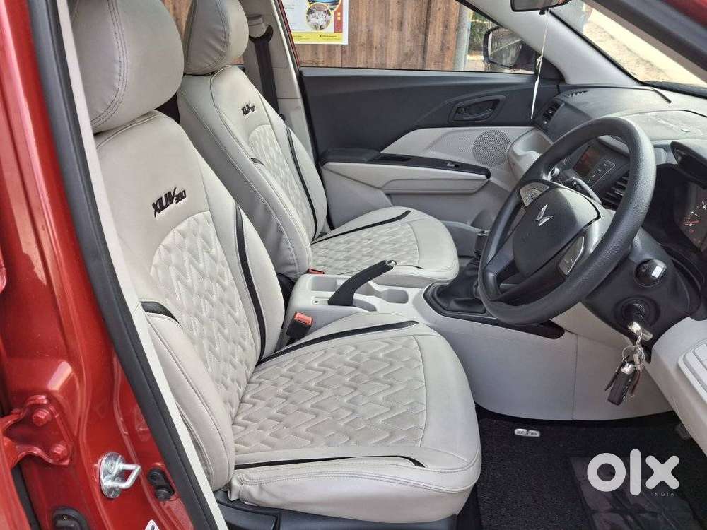 Mahindra Xuv300 W6, 2023, Petrol