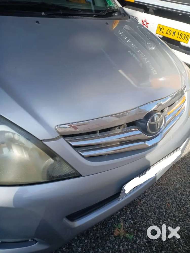 Toyota Innova 2.5v