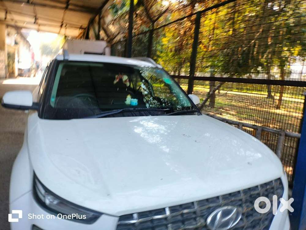 Hyundai Venue 2021 Petrol Good Condition