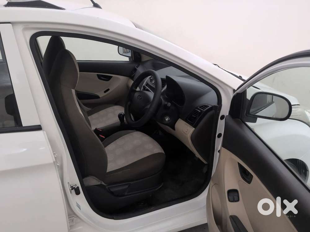 Hyundai Eon Era+ Se, 2017, Petrol
