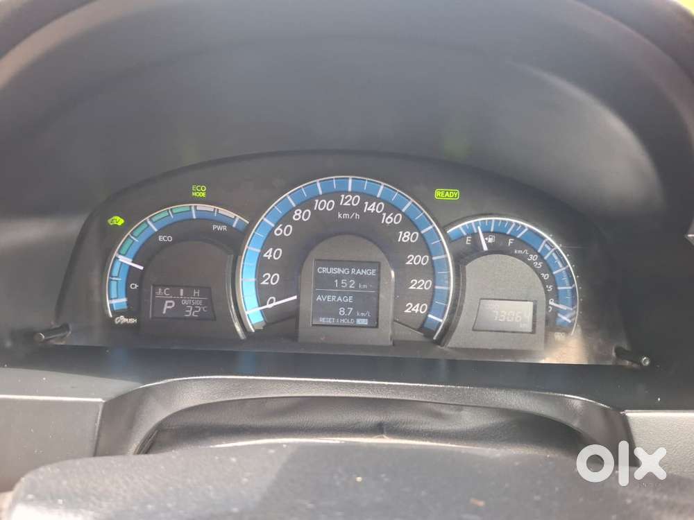 Toyota Camry Hybrid, 2014