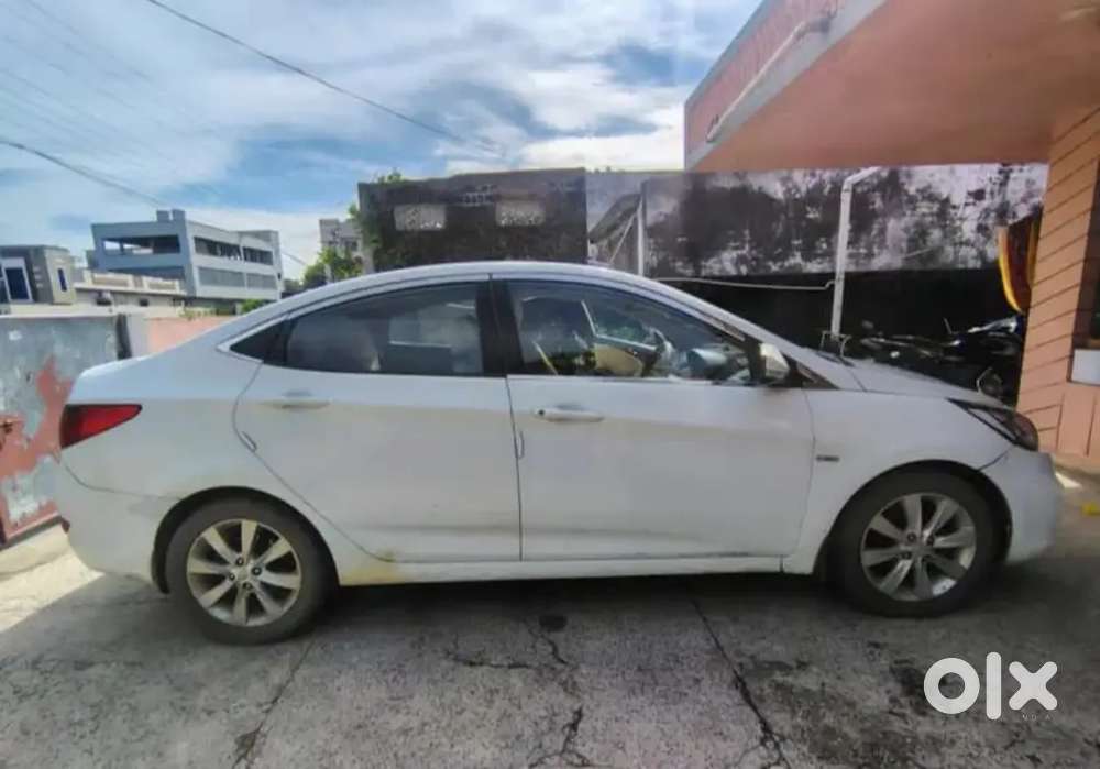 Hyundai Verna 2012 Diesel 160986 Km Driven