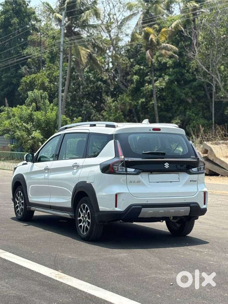 Maruti Suzuki Xl6 1.5 Alpha Mt, 2024, Petrol