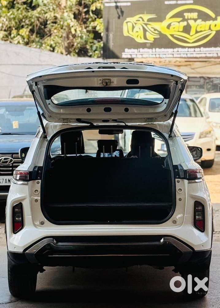 Maruti Suzuki Grand Vitara 1.5 Alpha Smart Hybrid At, 2023, Petrol