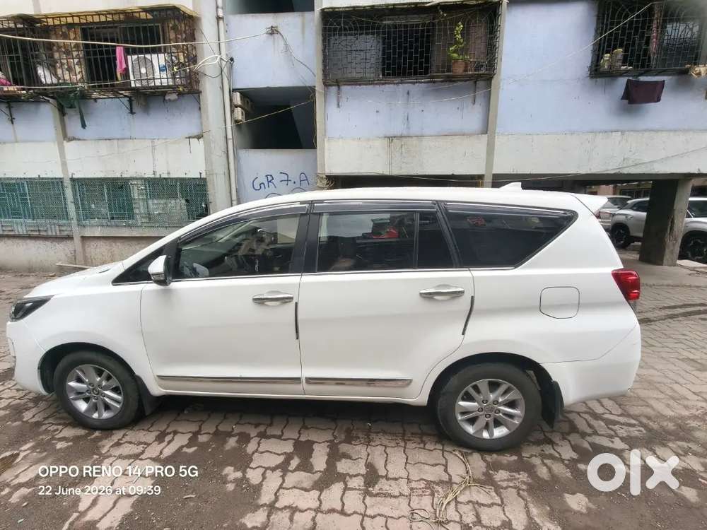 Toyota Innova Crysta 2019