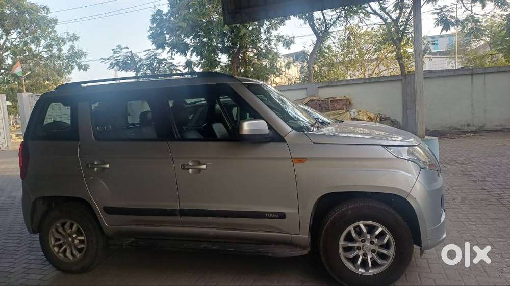 Mahindra Tuv 300 2017 Diesel 95500 Km Driven