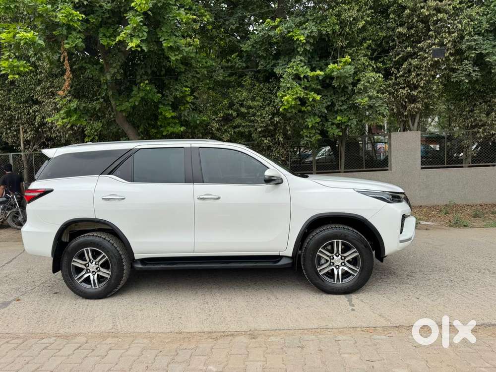 Toyota Fortuner 3.0 4x2 Automatic, 2022, Diesel