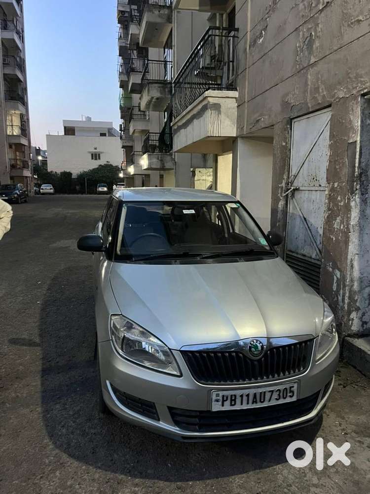 Skoda Fabia 2011 Petrol 32000 Km Driven
