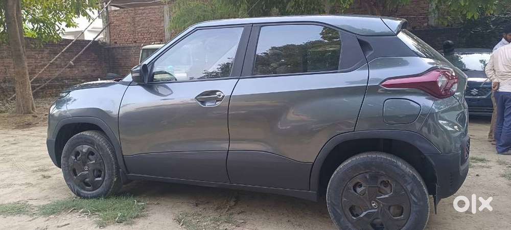 Tata Punch 1.2 Revotron Creative Dual Tone, 2022, Petrol