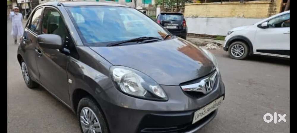 Honda Brio Petrol 2013