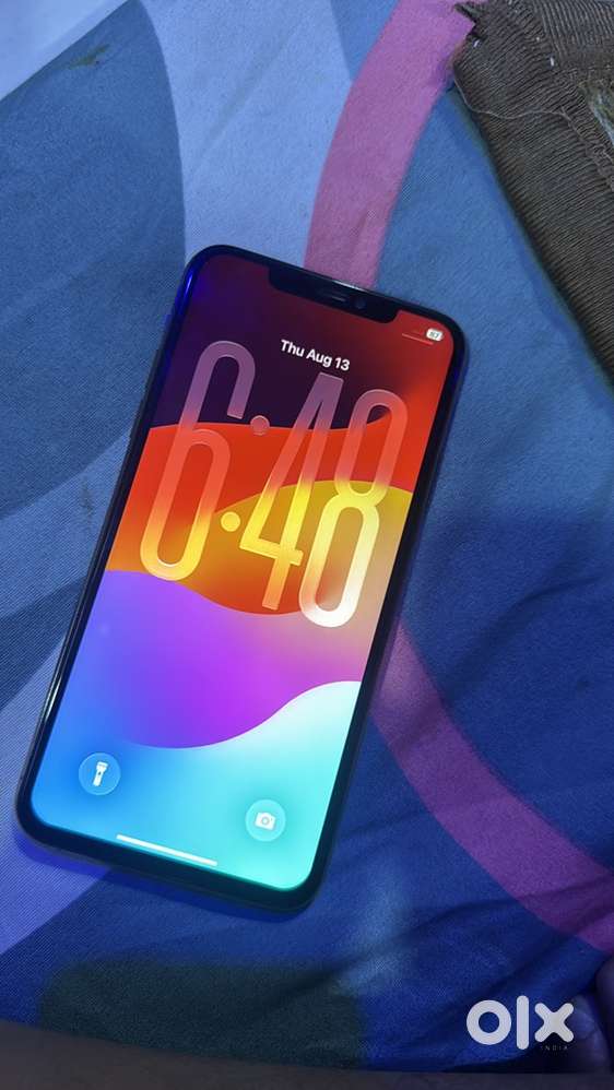 Iphone 11 pro max ok phone screen chnge good condition phone