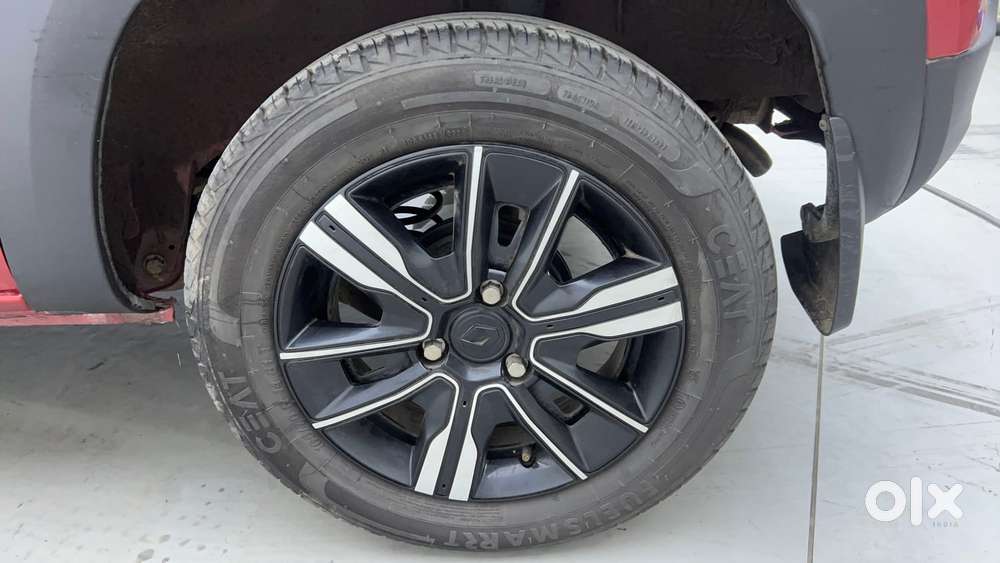 Renault Kwid 1.0 Climber (o) Dual Tone, 2024, Petrol