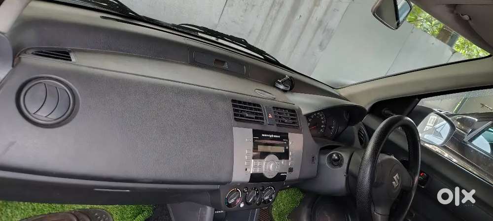 Maruti Suzuki Swift 2011 Petrol 75000 Km Driven