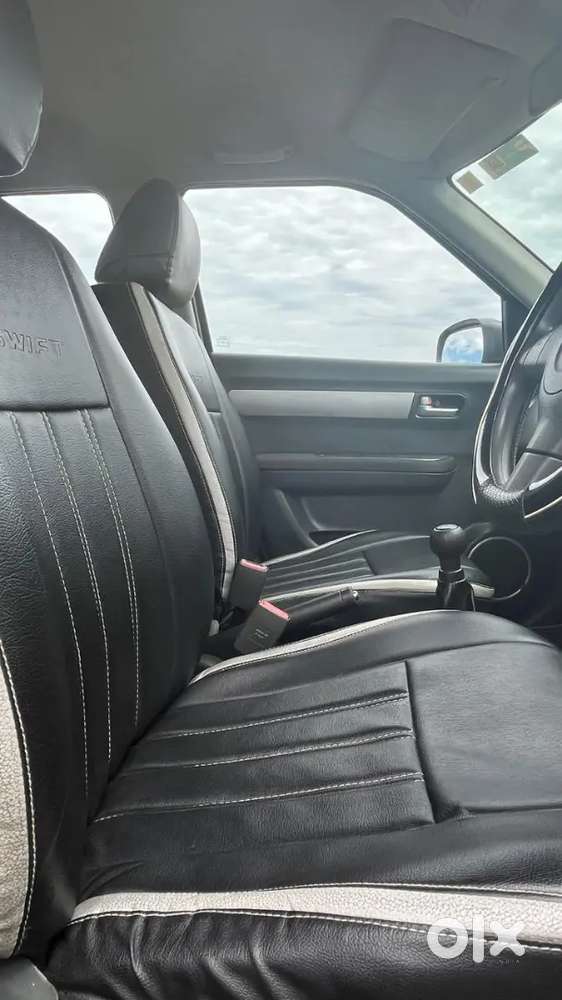 Maruthi Suzuki Swift Vxi Petrol 2008