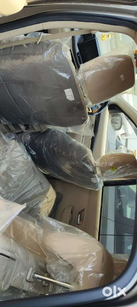 Ertiga Smart Hybrid Zxi (0) 1.5l, 2025 Petrol 925 Km Driven