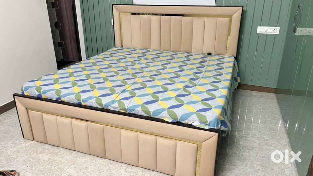 Selling My Brand New 6 by 6 Bed