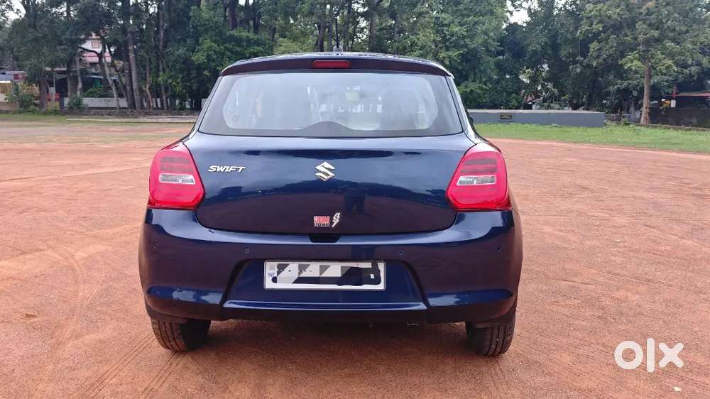 Swift 1.2 Vxi Amt Maruti Suzuki 2024