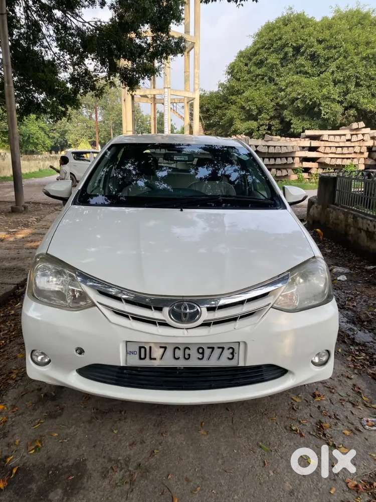 Toyota Etios Liva 2013