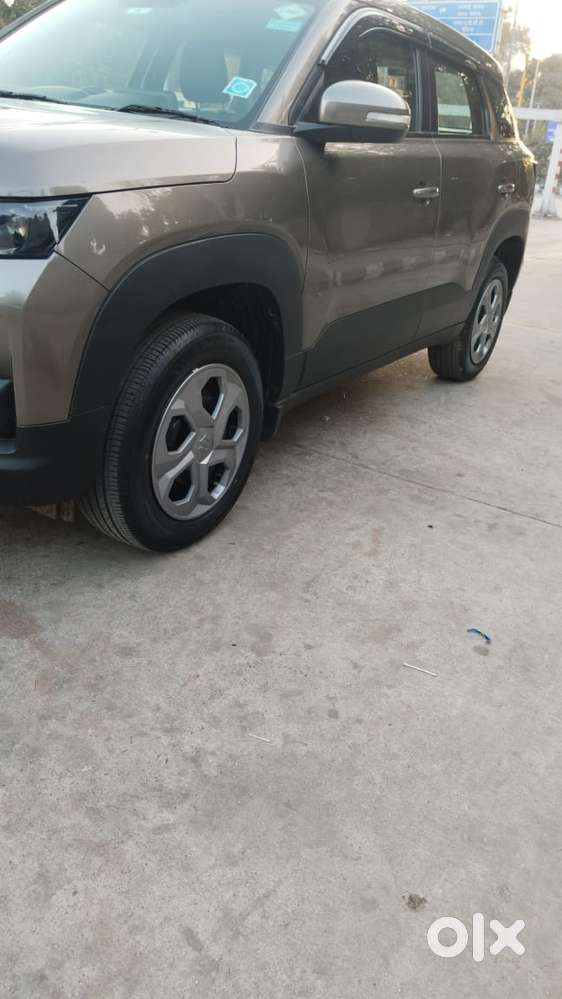 Maruti Suzuki Brezza 1.5 Lxi Cng, 2023, Cng & Hybrids