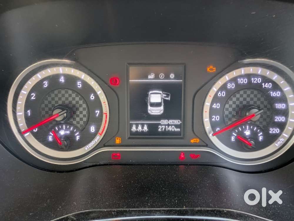 Hyundai Aura 1.2 Sx Cng, 2024, Cng & Hybrids