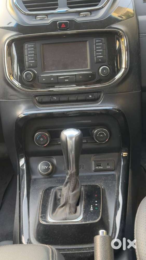 Tata Hexa 2.2 Xta 4x2 6 Str Dual Tone, 2018, Diesel