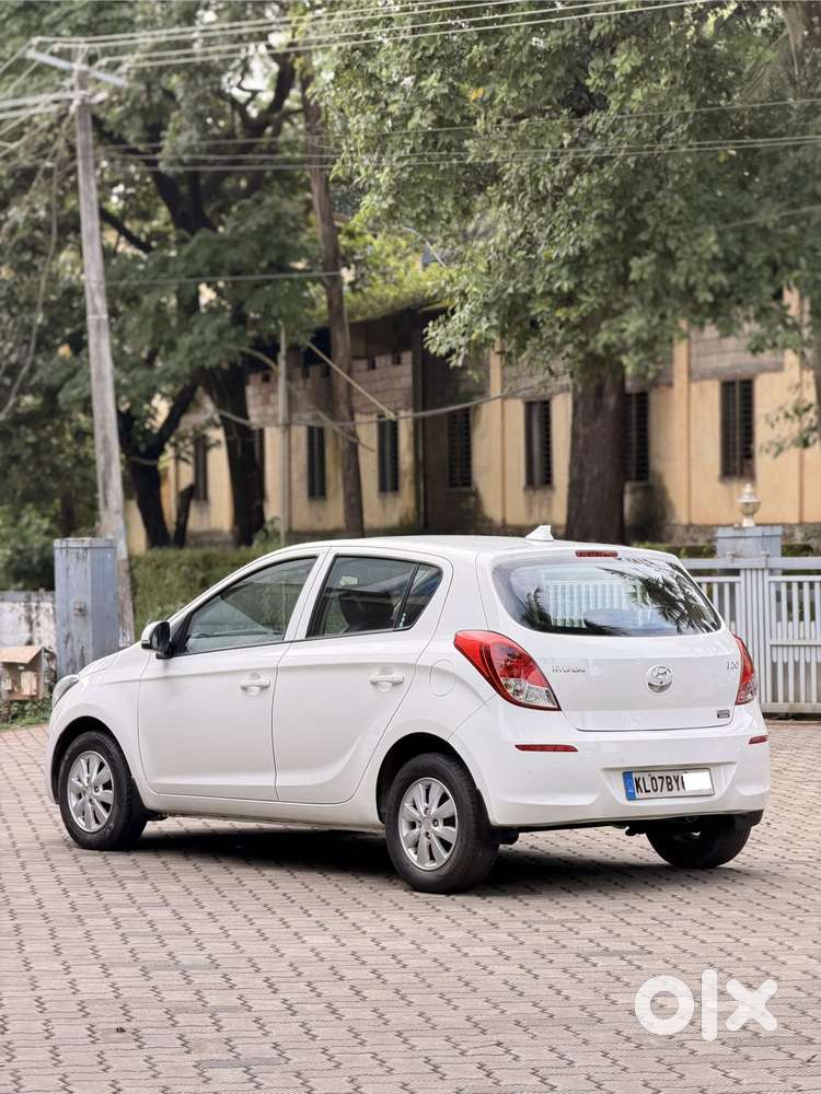 Hyundai I20 Petrol Spotz, 2013, Petrol