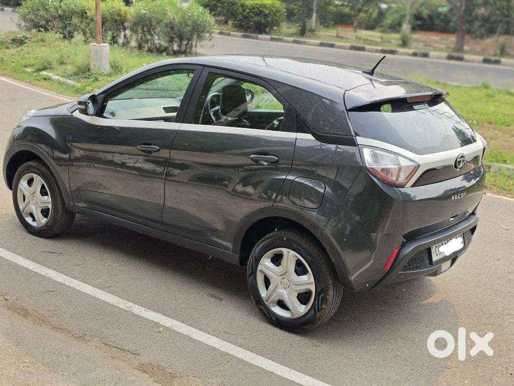Tata Nexon 1.5 Revotorq Xm (s), 2018, Diesel