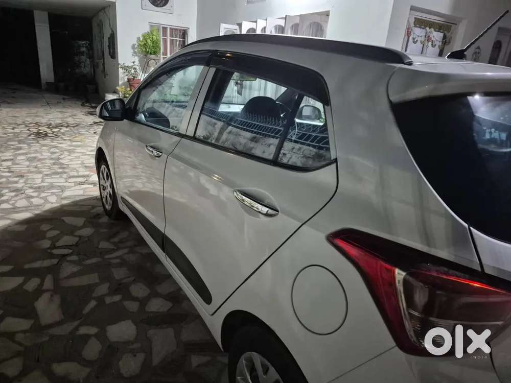 Hyundai Grand I10 Sportz 2013