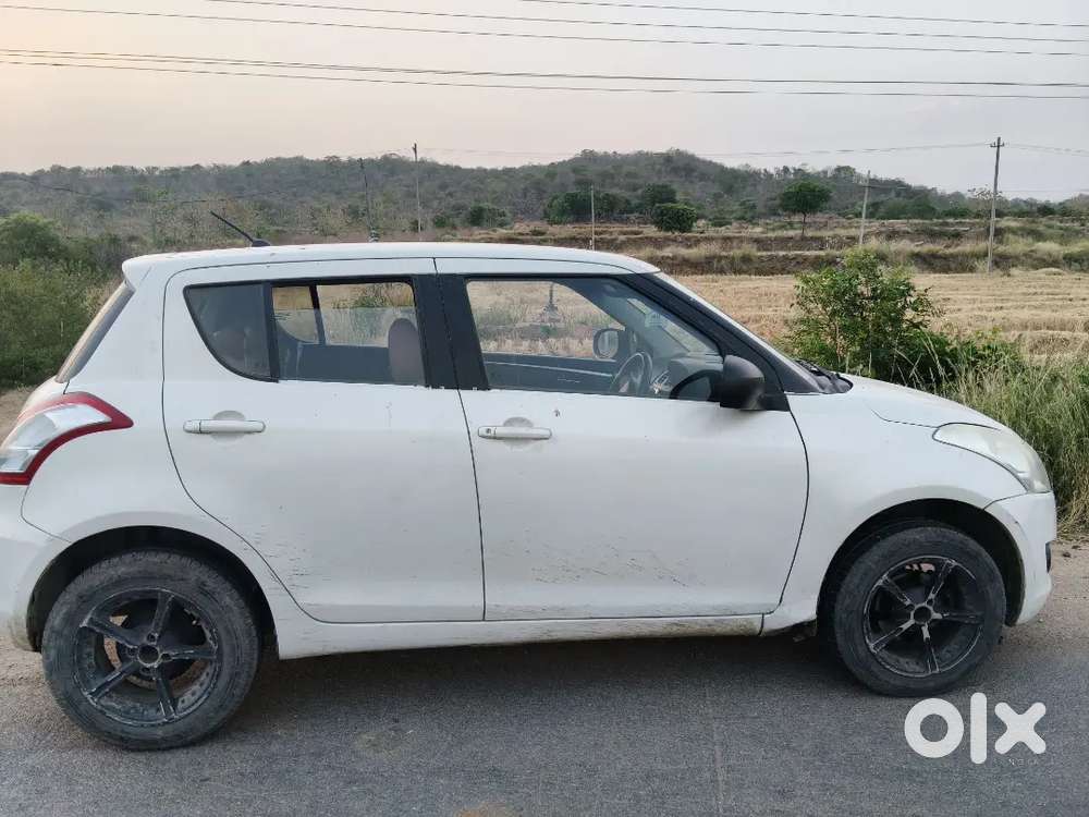 Maruti Suzuki Swift 2012
