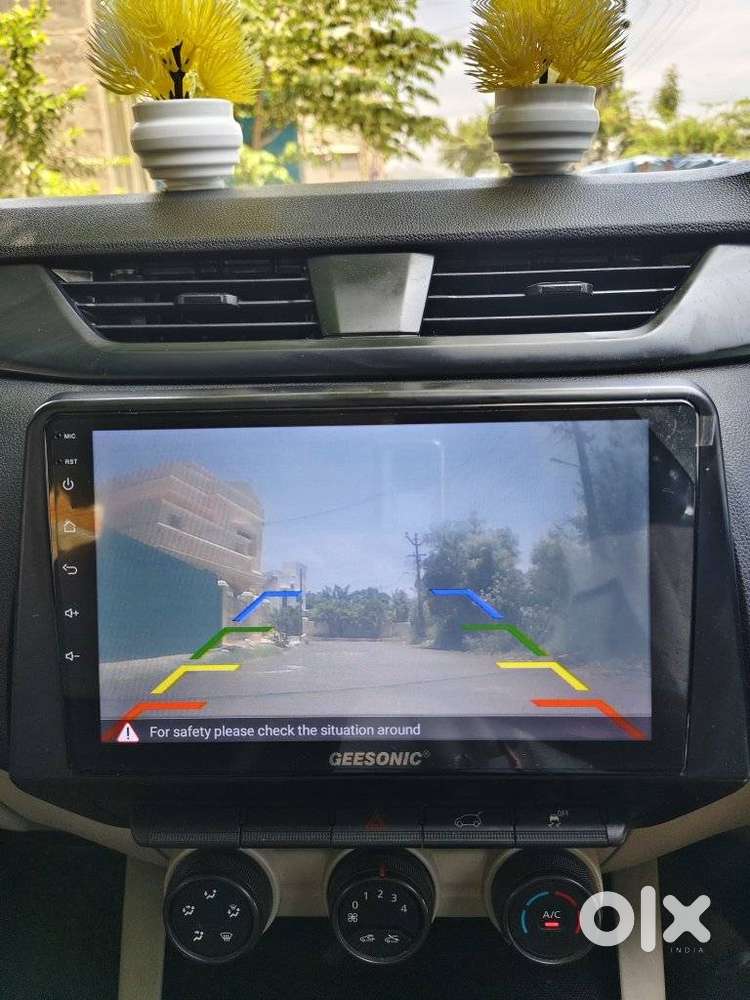 Renault Triber 1.0 Rxe, 2023, Petrol