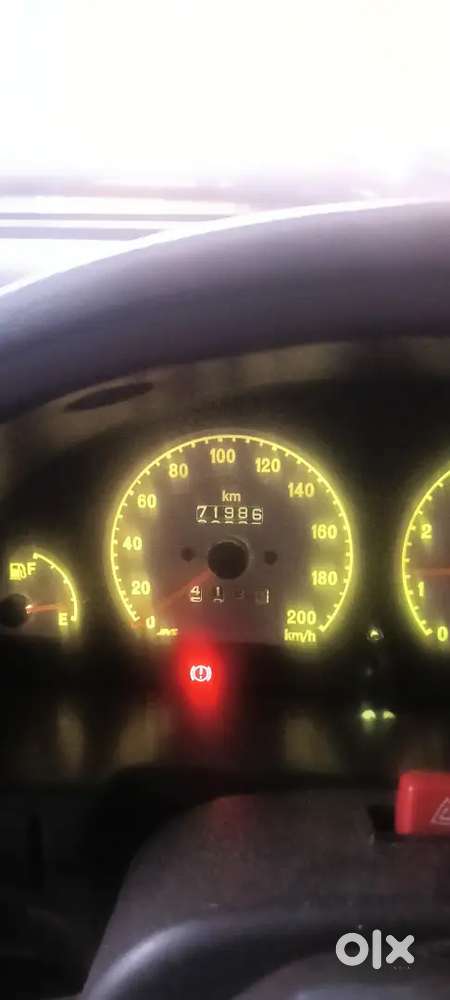 Maruti Suzuki Esteem 2005 Petrol 72000 Km Driven