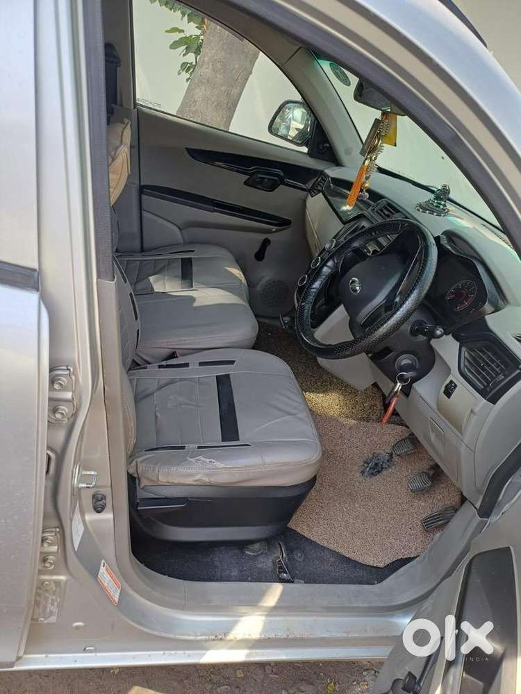 Mahindra Kuv 100 2017 Diesel 75214 Km Driven Mint Condition