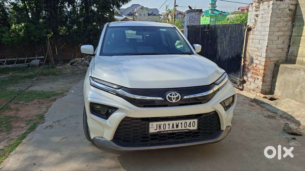 Toyota Hyryder