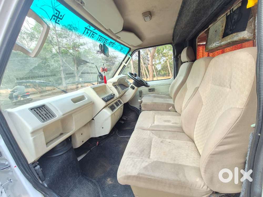 Tata Winger Luxury - Flat Roof (ac), 2010, Diesel