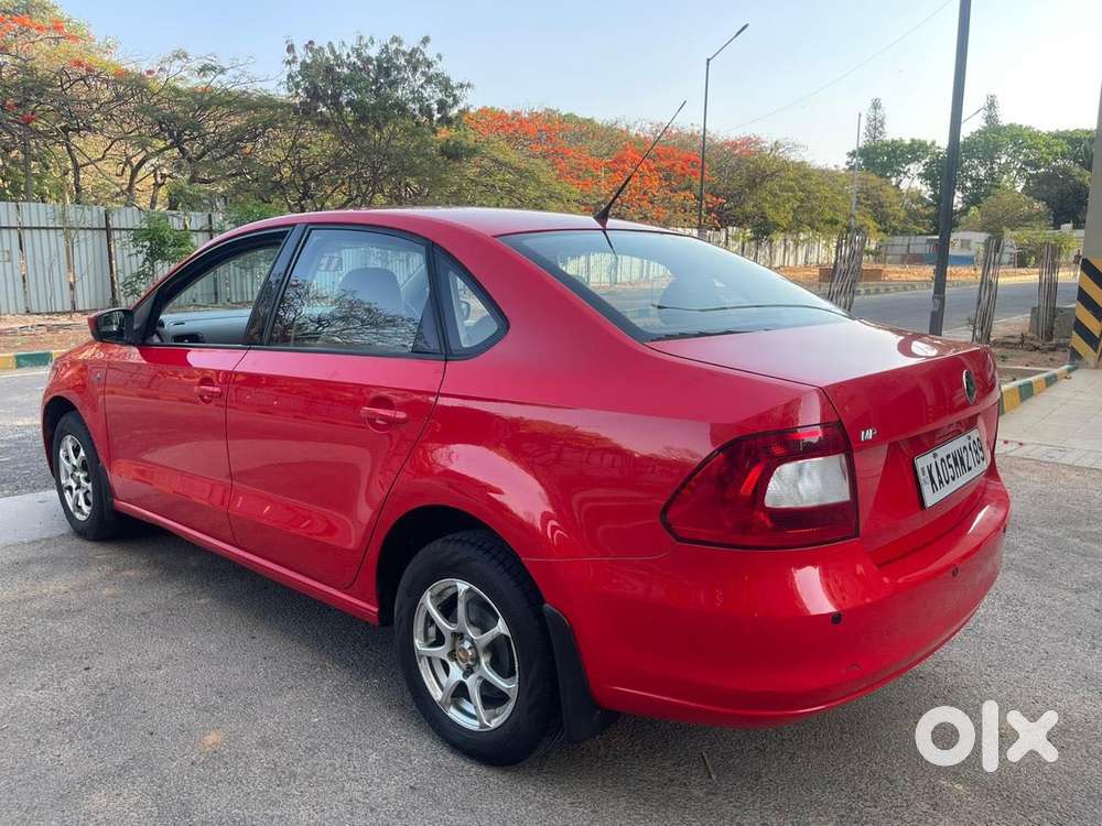 Skoda Rapid 2011-2013 1.6 Mpi At Ambition, 2013, Petrol