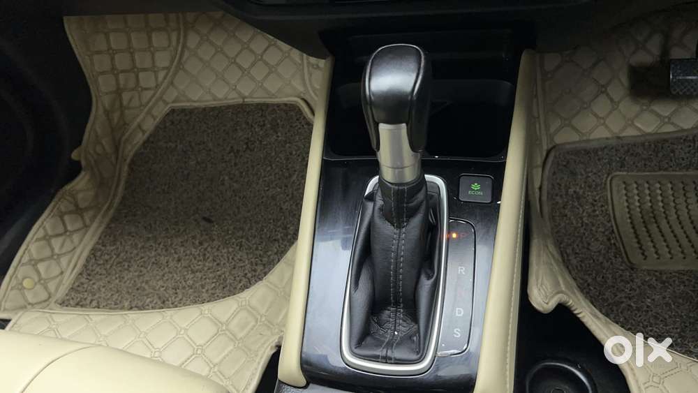 Honda City I-vtec Cvt Zx, 2022, Petrol