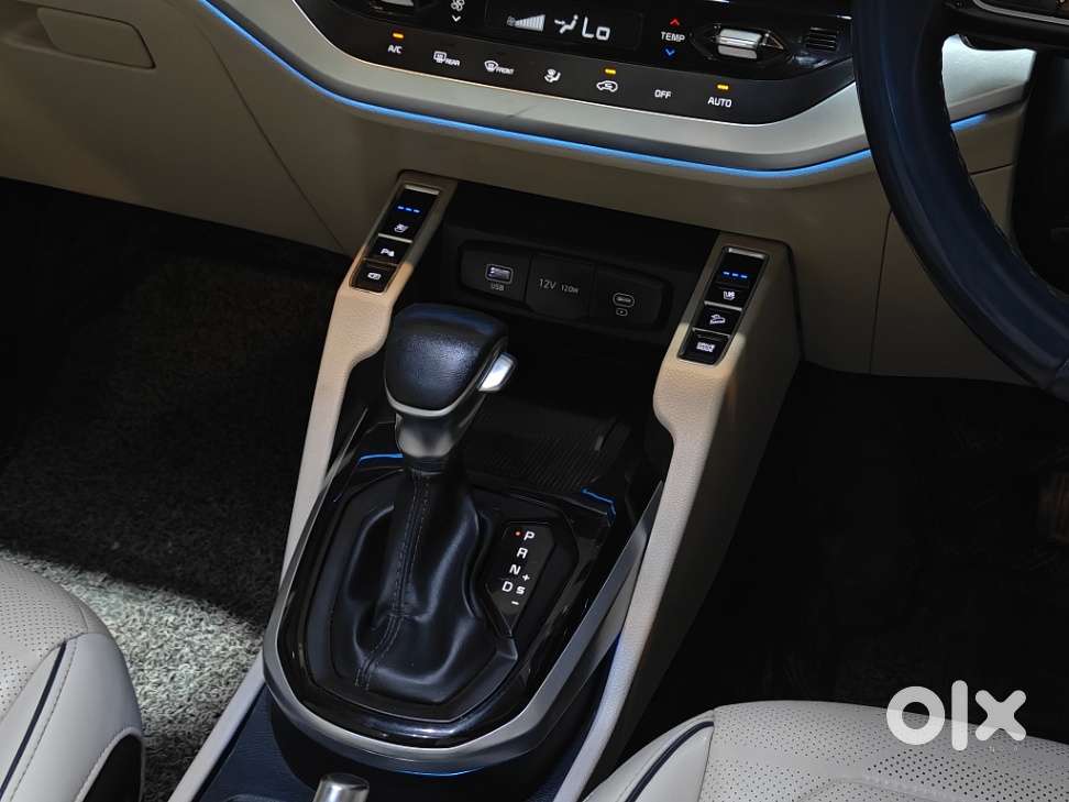 Kia Carens 1.5 Luxury Plus Diesel At 7 Str, 2022, Diesel