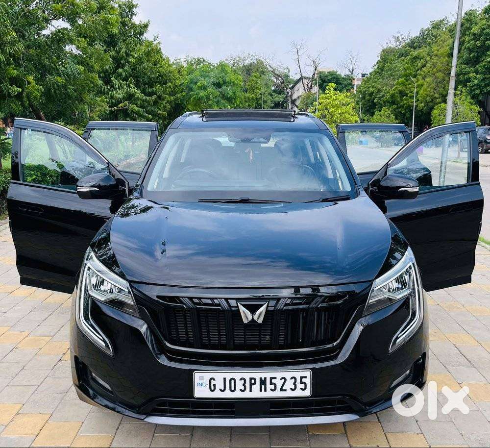 Mahindra Xuv700 2.2 Ax 7 Diesel At Str, 2025, Diesel