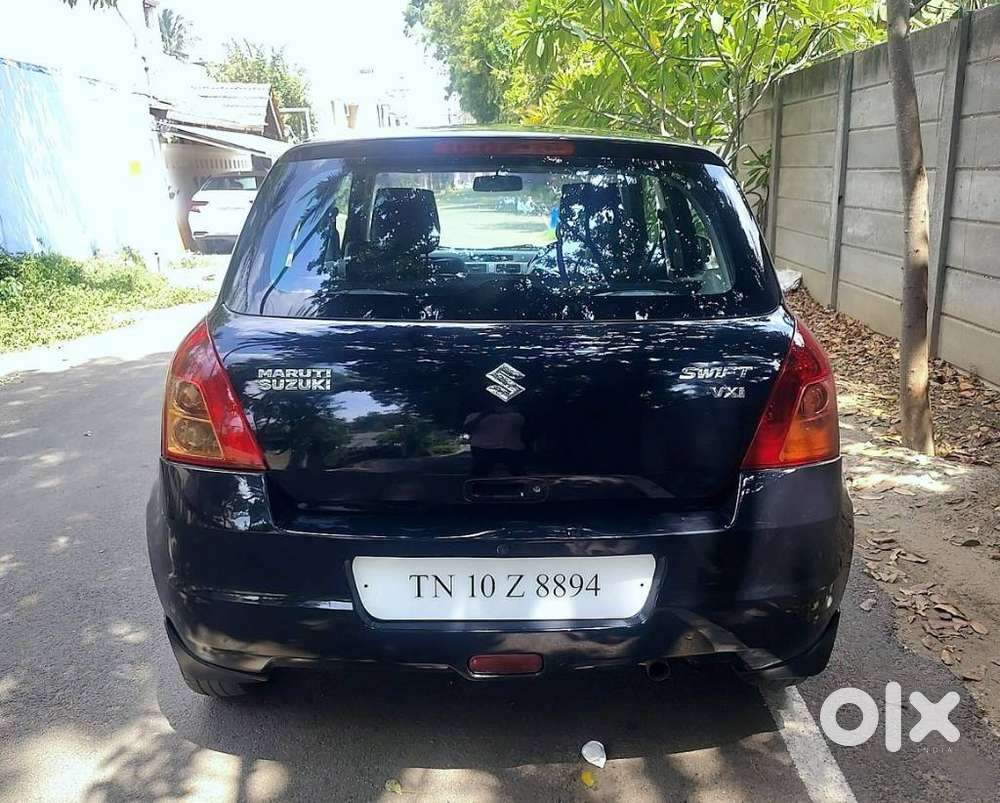 Maruti Suzuki Swift Vxi Bsiv, 2010, Petrol